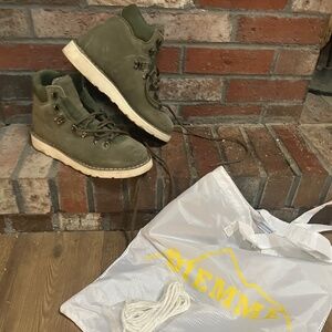 Womens Diemme  Made in Italy Green Suede Winter Ankle Boots - size 39